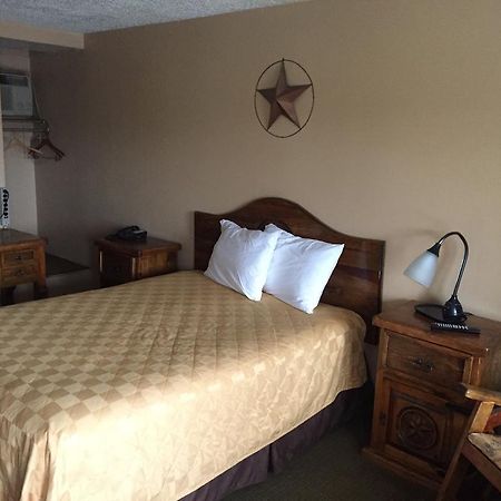 Ranch Motel Liberal Exterior photo