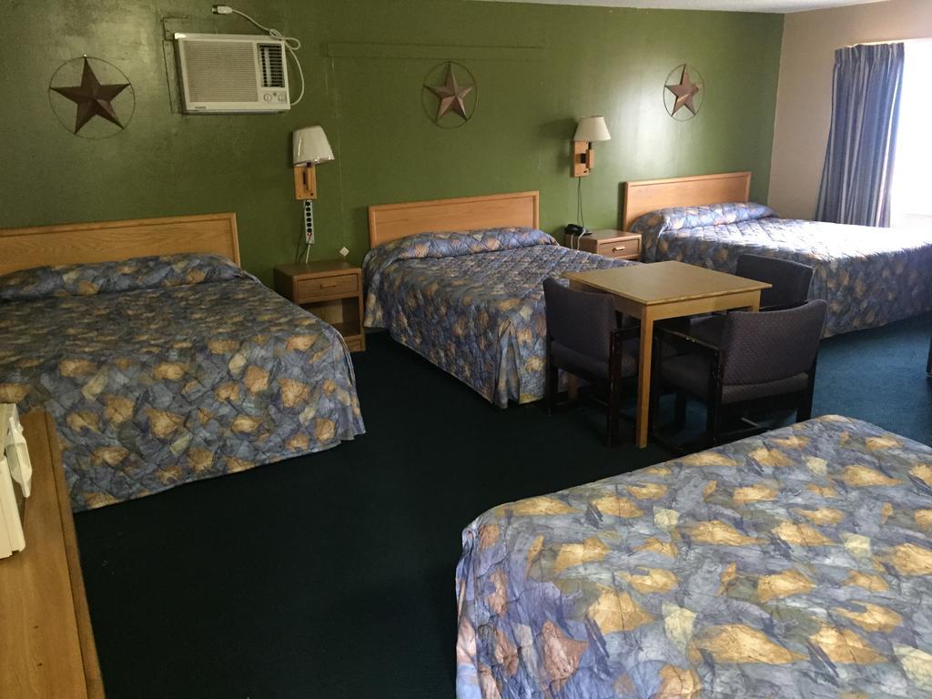 Ranch Motel Liberal Exterior photo
